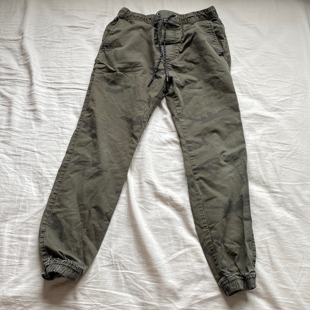 American Eagle Joggers